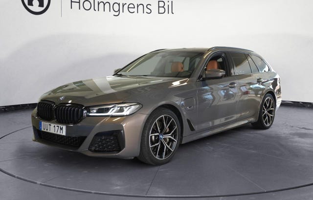 BMW 530e 2023