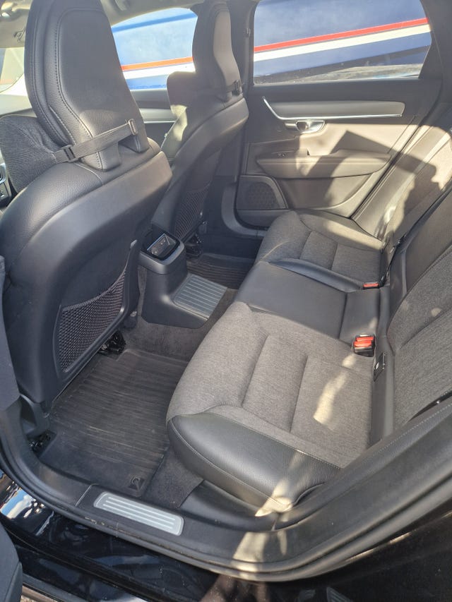 Volvo V90 2022