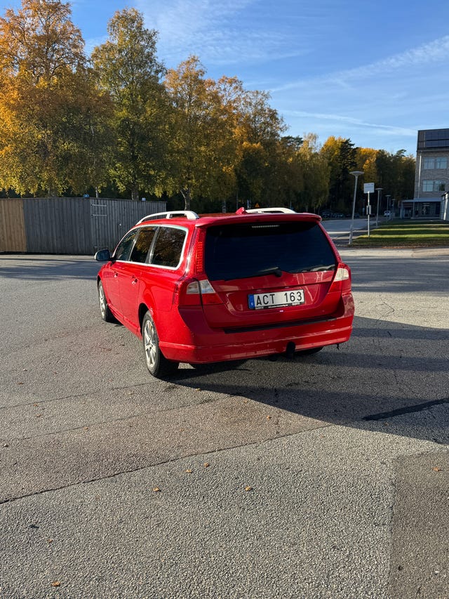 Volvo V70 2010