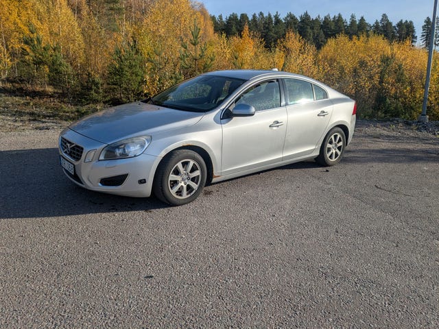 Volvo S60 2011