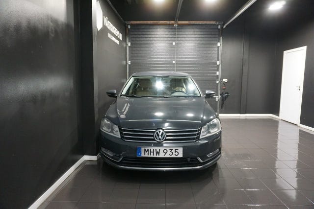 Volkswagen Passat 2012 – bild 2