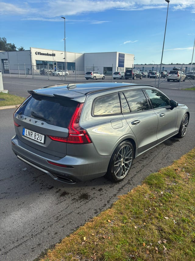 Volvo V60 2019