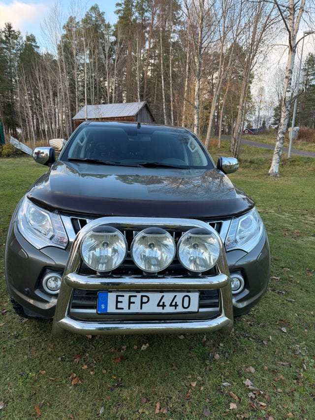 Mitsubishi L200 2016