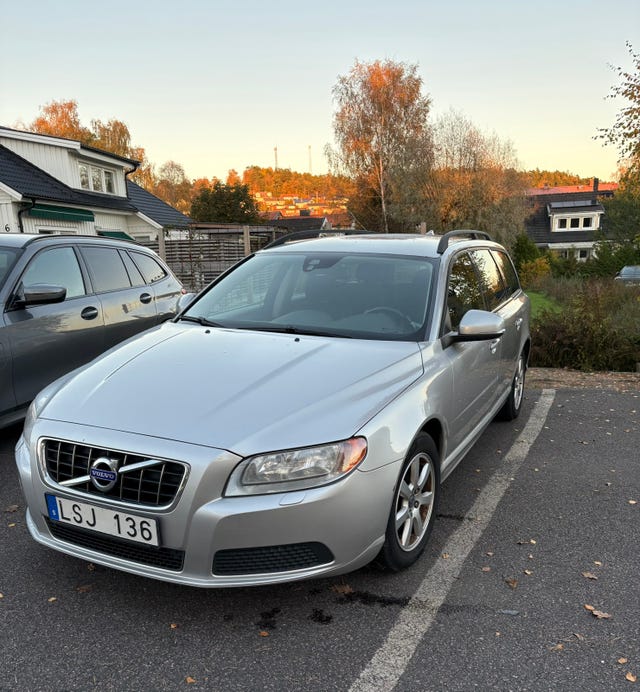 Volvo V70 2012