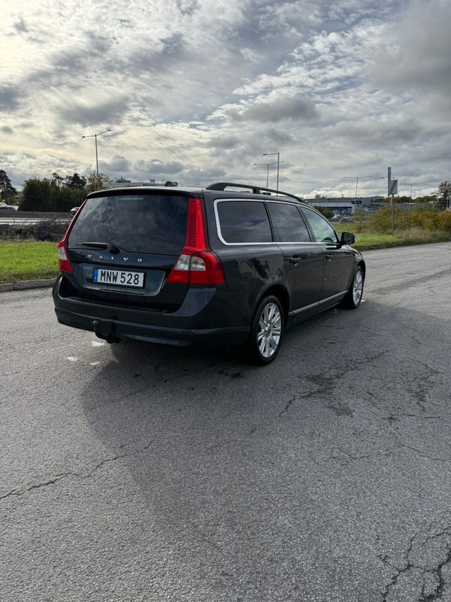 Volvo V70 2011 – bild 3