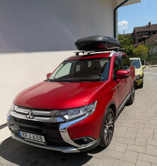 Mitsubishi Outlander 2016