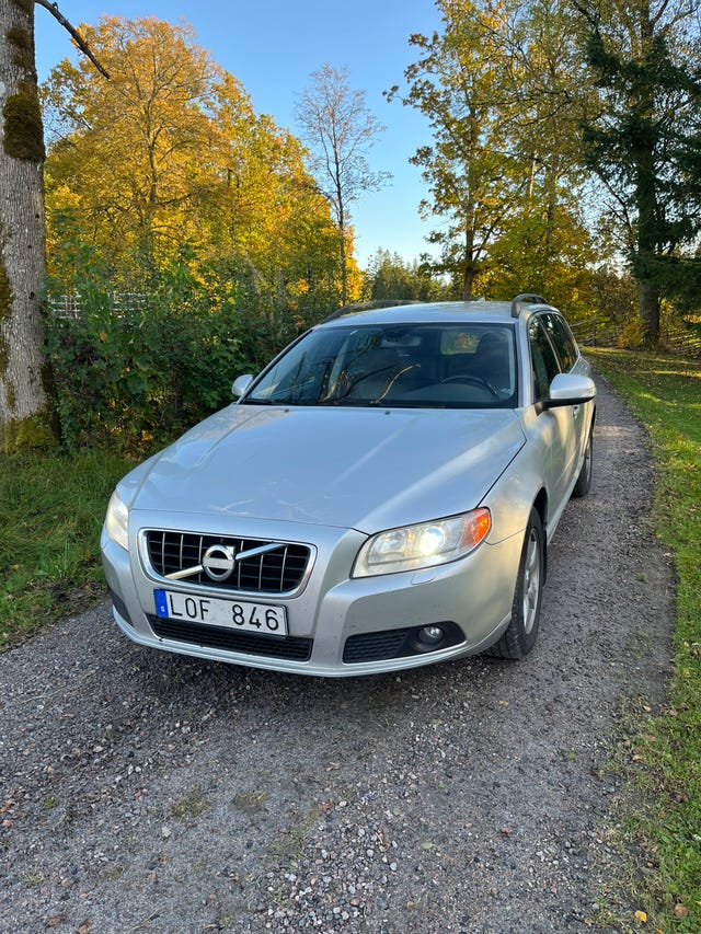 Volvo V70 2011