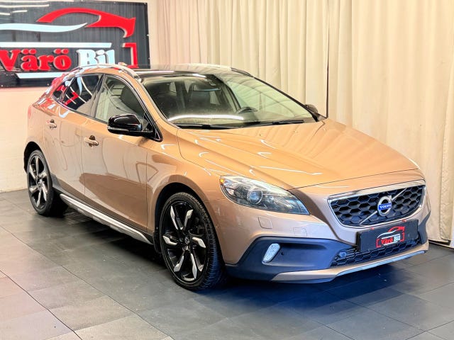Volvo V40 Cross Country 2014