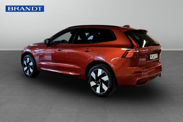Volvo XC60 2024 – bild 2