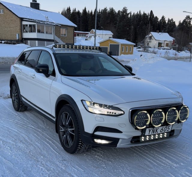 Volvo V90 Cross Country 2018 – bild 4