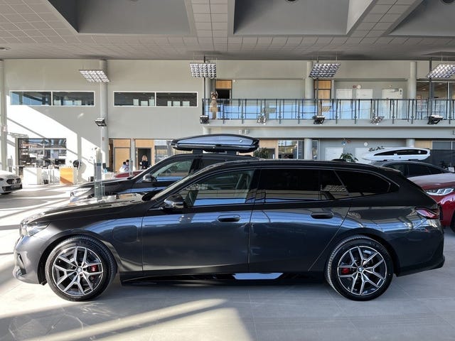 BMW 530e 2026 – bild 3
