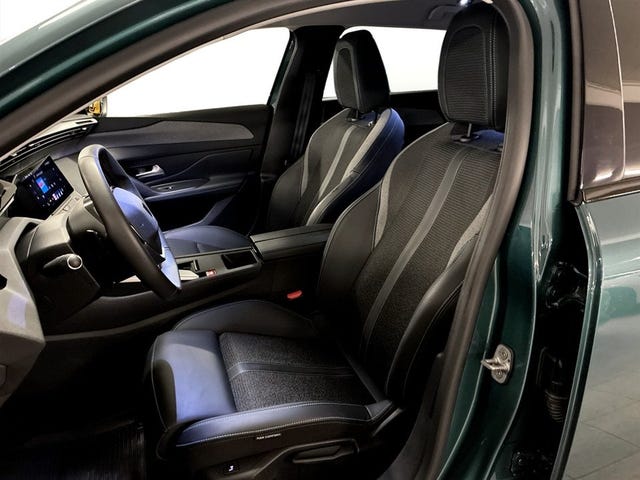 Peugeot 308 SW 2025 – bild 4