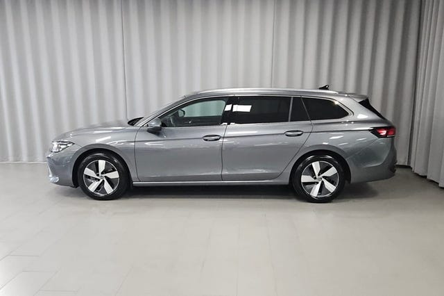 Volkswagen Passat 2025 – bild 2
