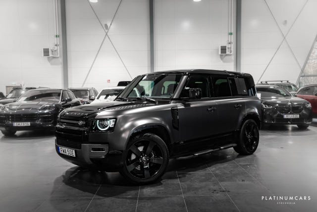 Land Rover Defender 110 2023