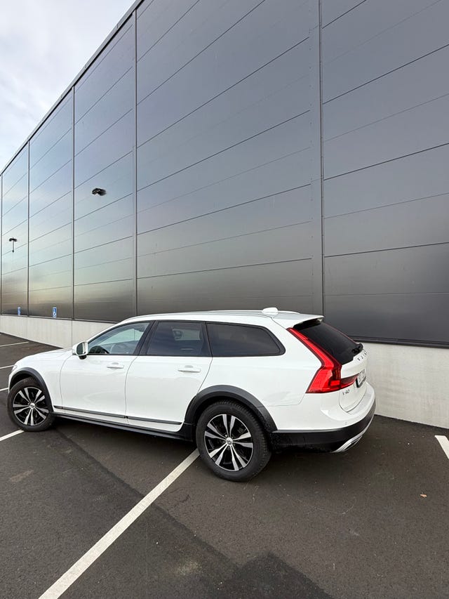 Volvo V90 Cross Country 2020 – bild 3
