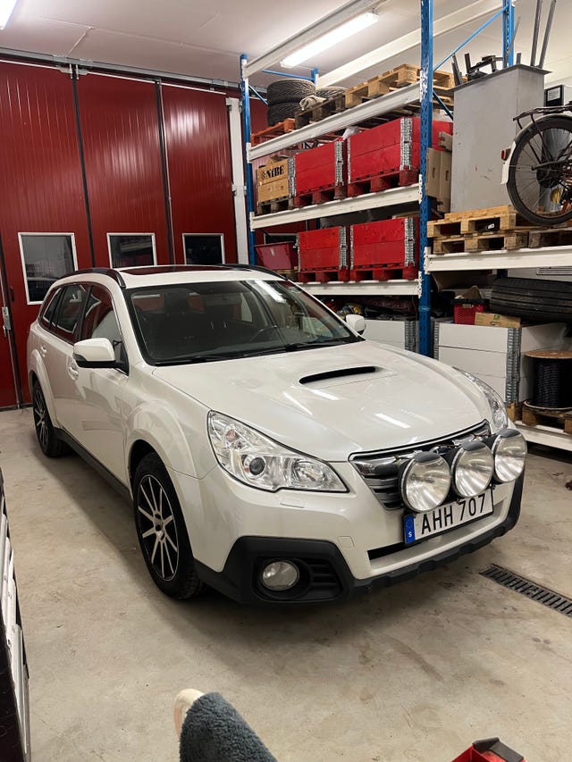 Subaru Outback 2014