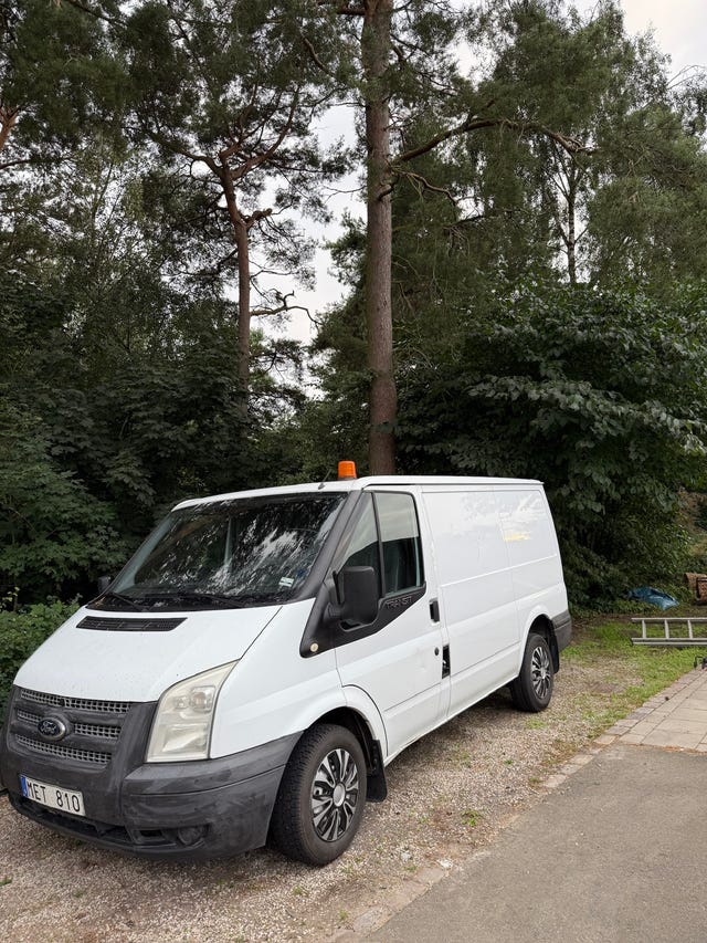 Ford Transit T260 2012