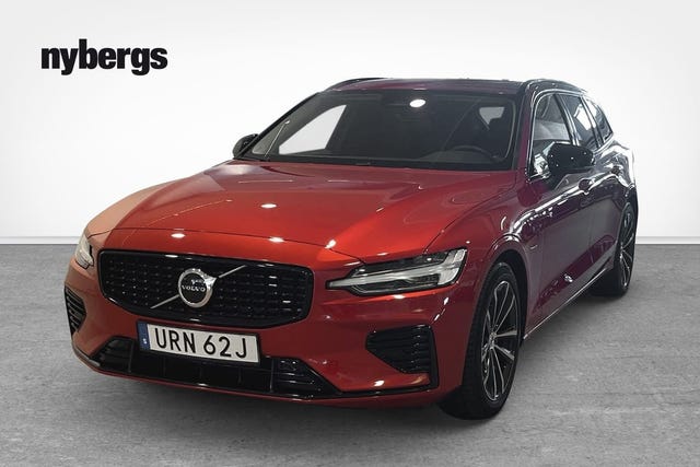 Volvo V60 2025