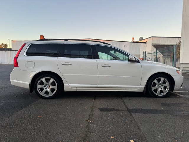 Volvo V70 2011 – bild 3