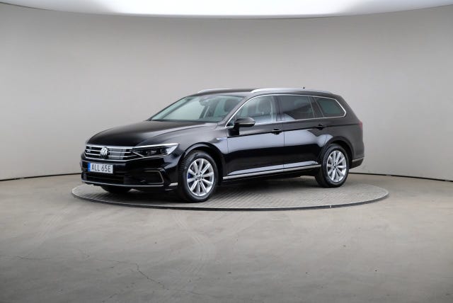 Volkswagen Passat 2023