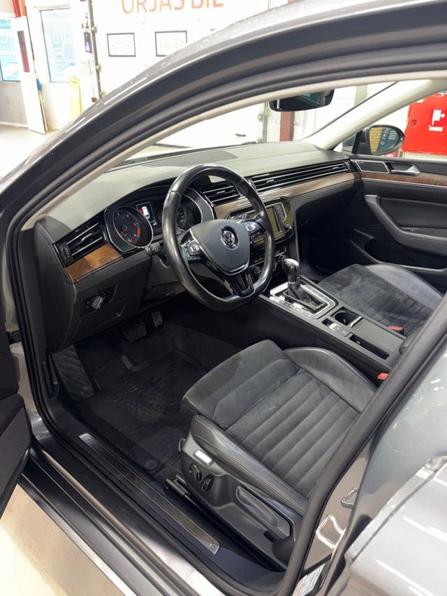 Volkswagen Passat 2017 – bild 2