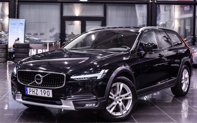 Volvo V90 Cross Country 2017