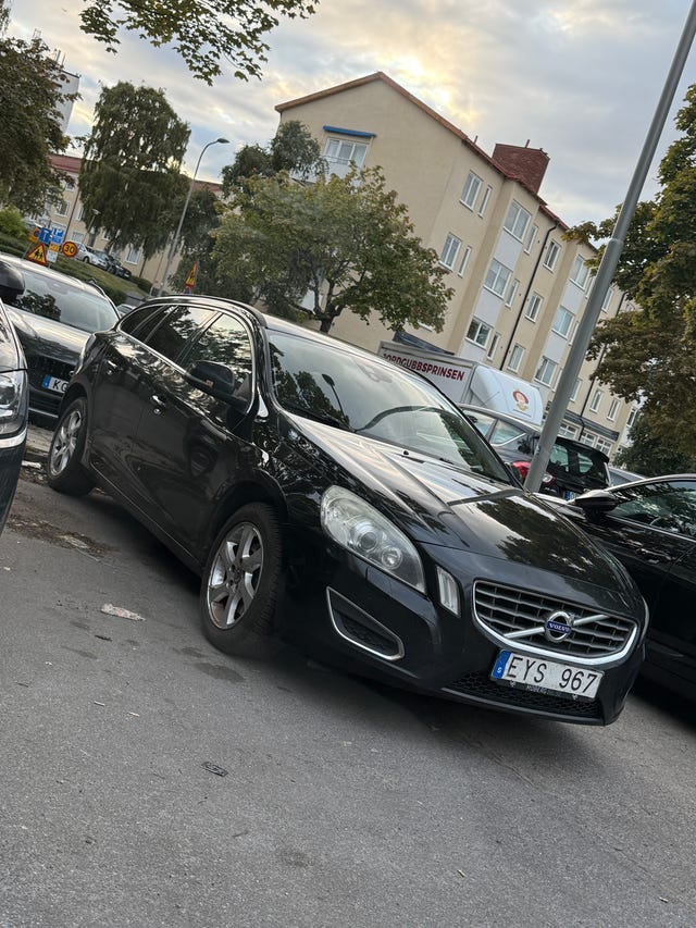 Volvo V60 2011