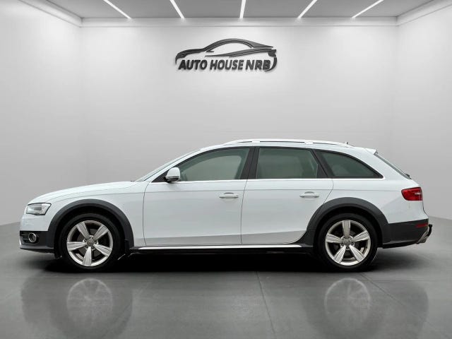 Audi A4 allroad 2015