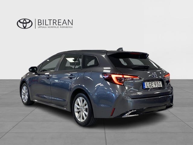 Toyota Corolla 2024 – bild 4
