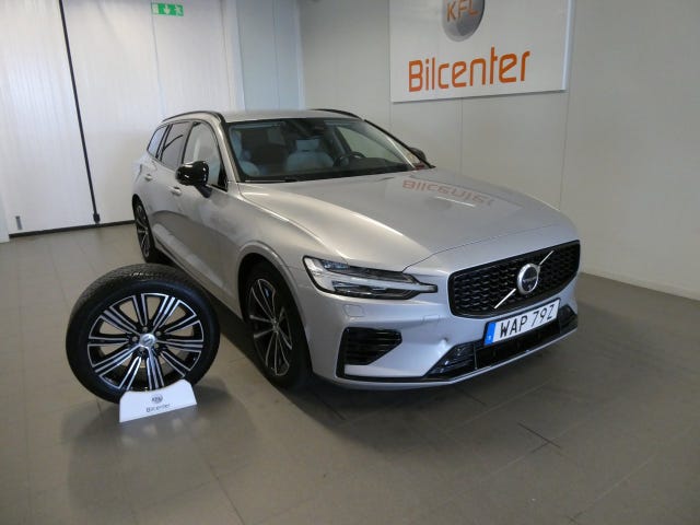 Volvo V60 2024