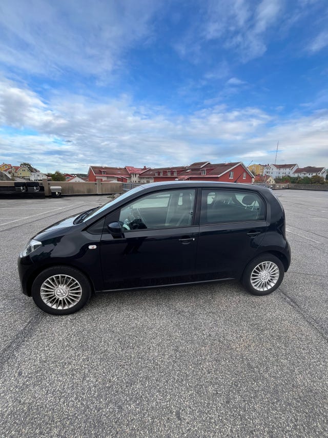 Volkswagen UP! 2013