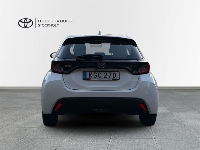 Toyota Yaris 2025 – bild 4