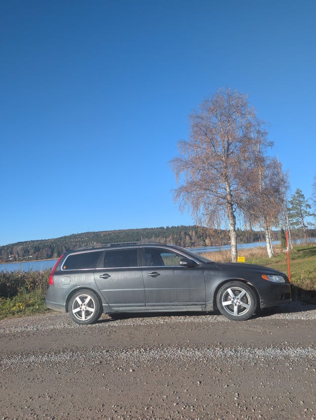Volvo V70 2011