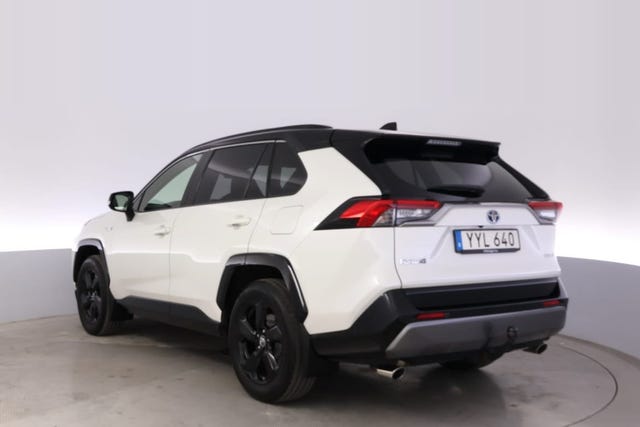 Toyota RAV4 2019 – bild 3