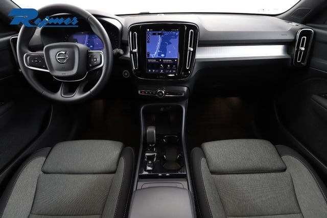 Volvo XC40 2025 – bild 2