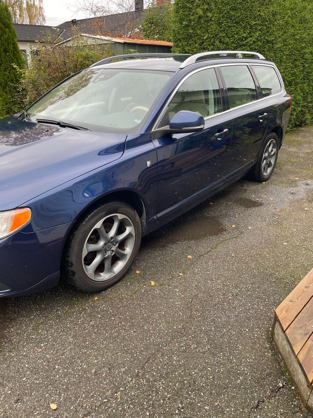 Volvo V70 2012 – bild 2