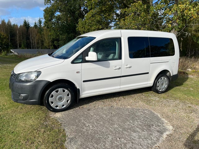 Volkswagen Caddy Maxi 2011
