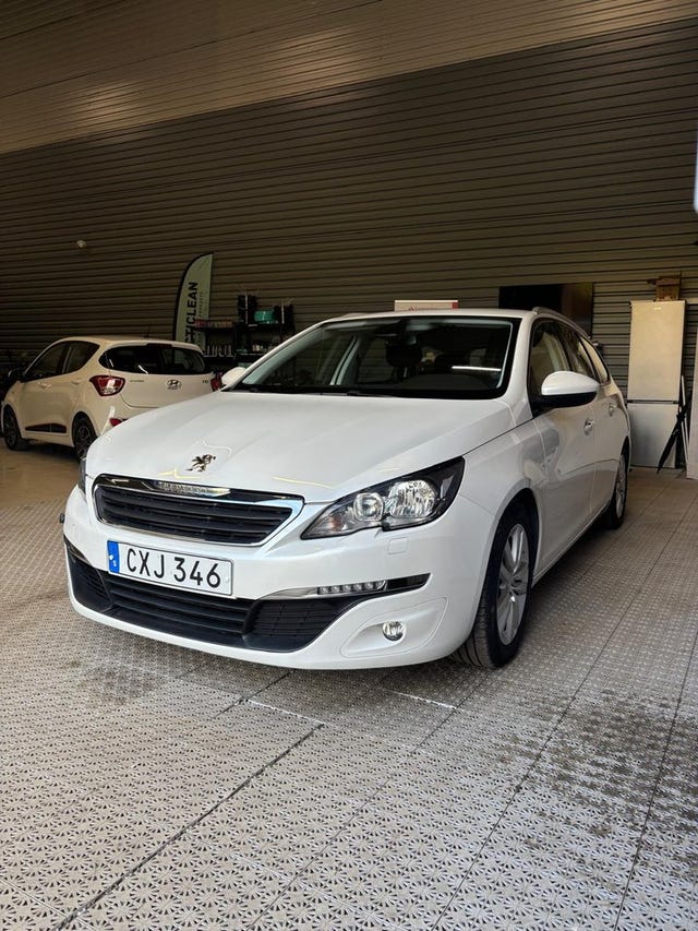 Peugeot 308 SW 2015