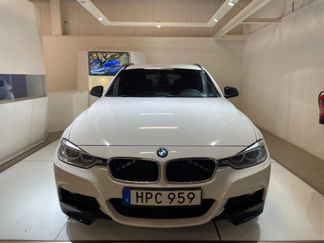 BMW 318d 2015 – bild 2