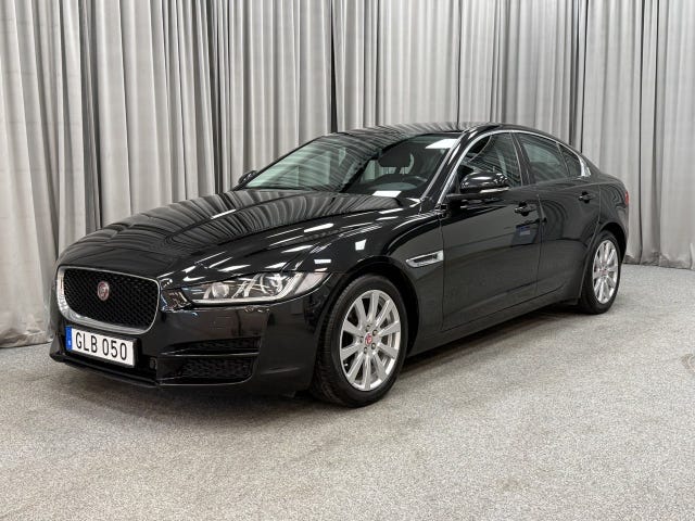 Jaguar XE 2016