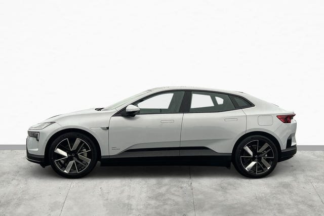 Polestar 4 2025