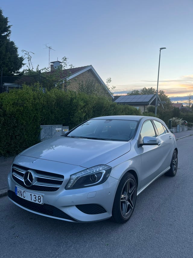 Mercedes-Benz A 180 2013