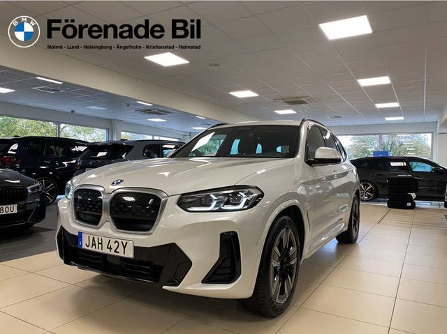 BMW iX3 2023