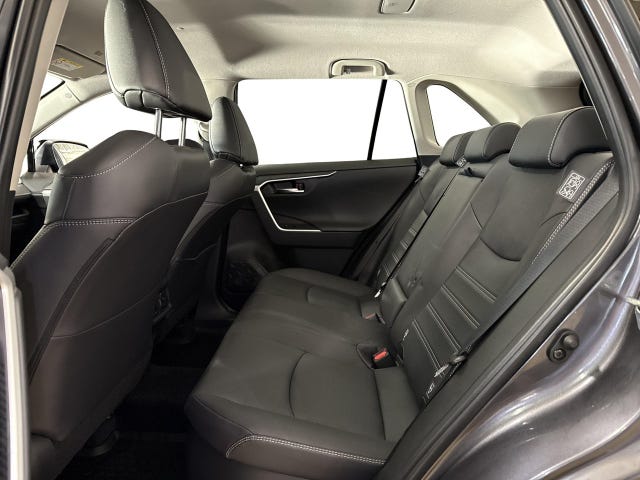 Toyota RAV4 2025 – bild 4