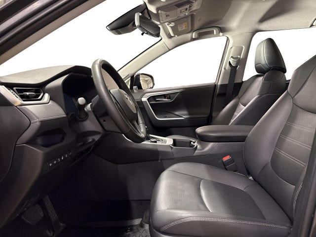 Toyota RAV4 2025 – bild 2