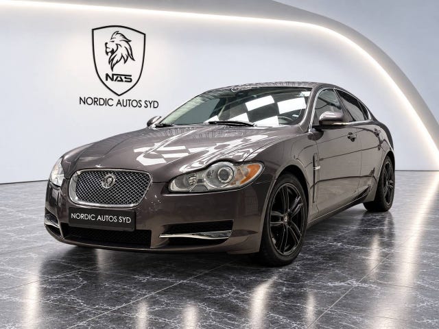 Jaguar XF 2010