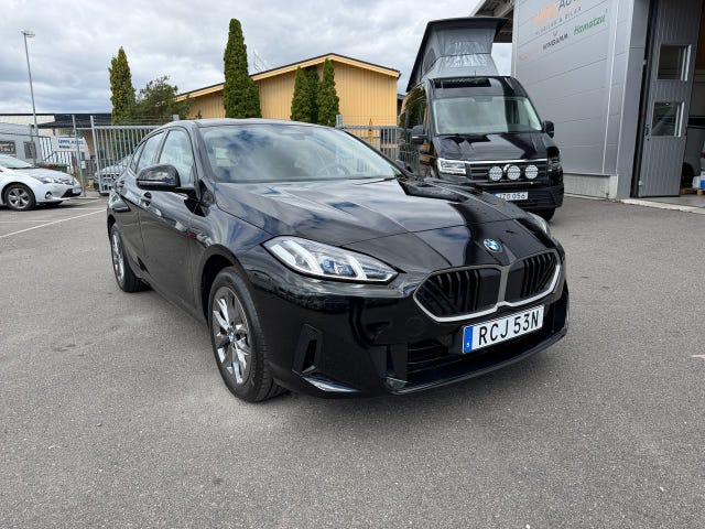 BMW 120i 2026