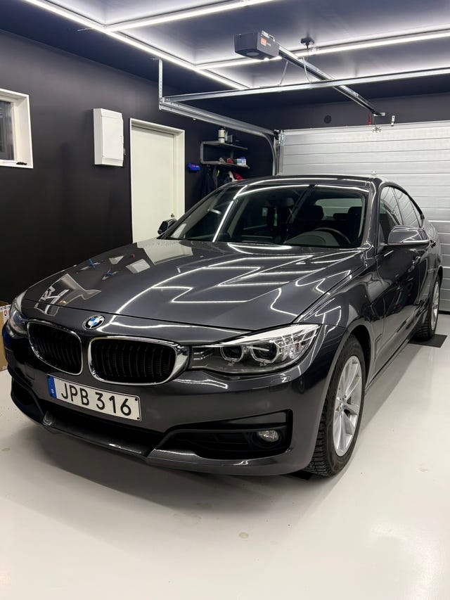 BMW 318d 2016