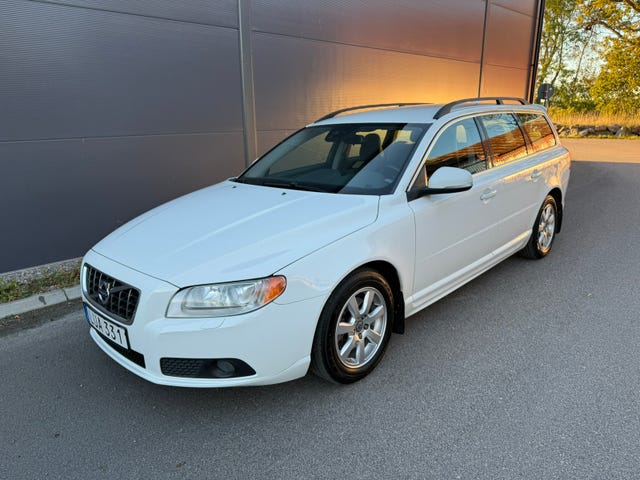Volvo V70 2012
