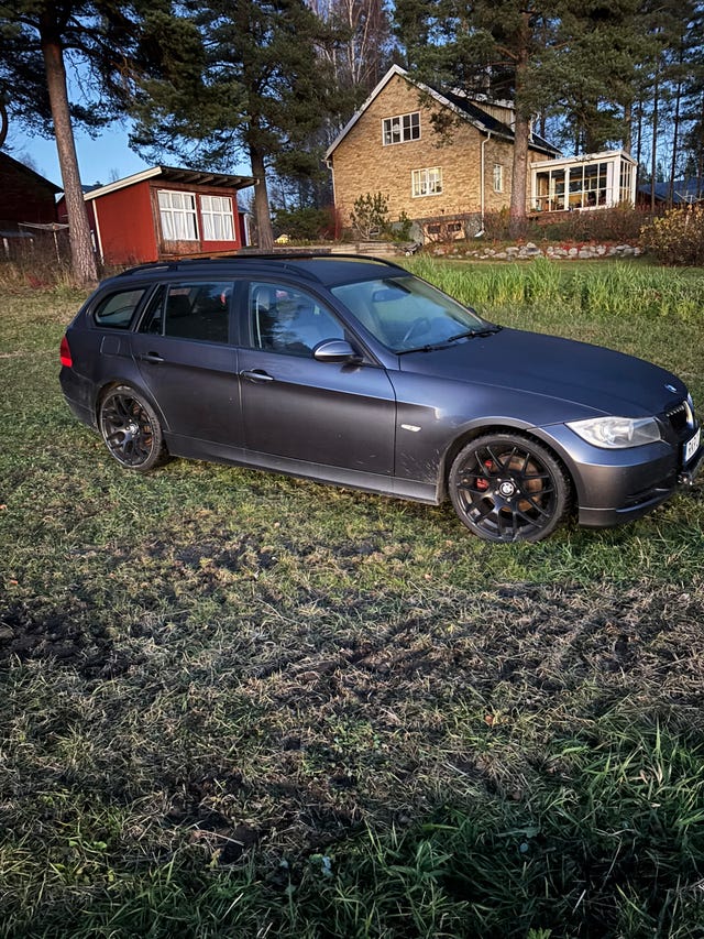 BMW 320d 2008